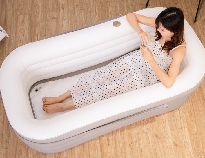 inflatable tub